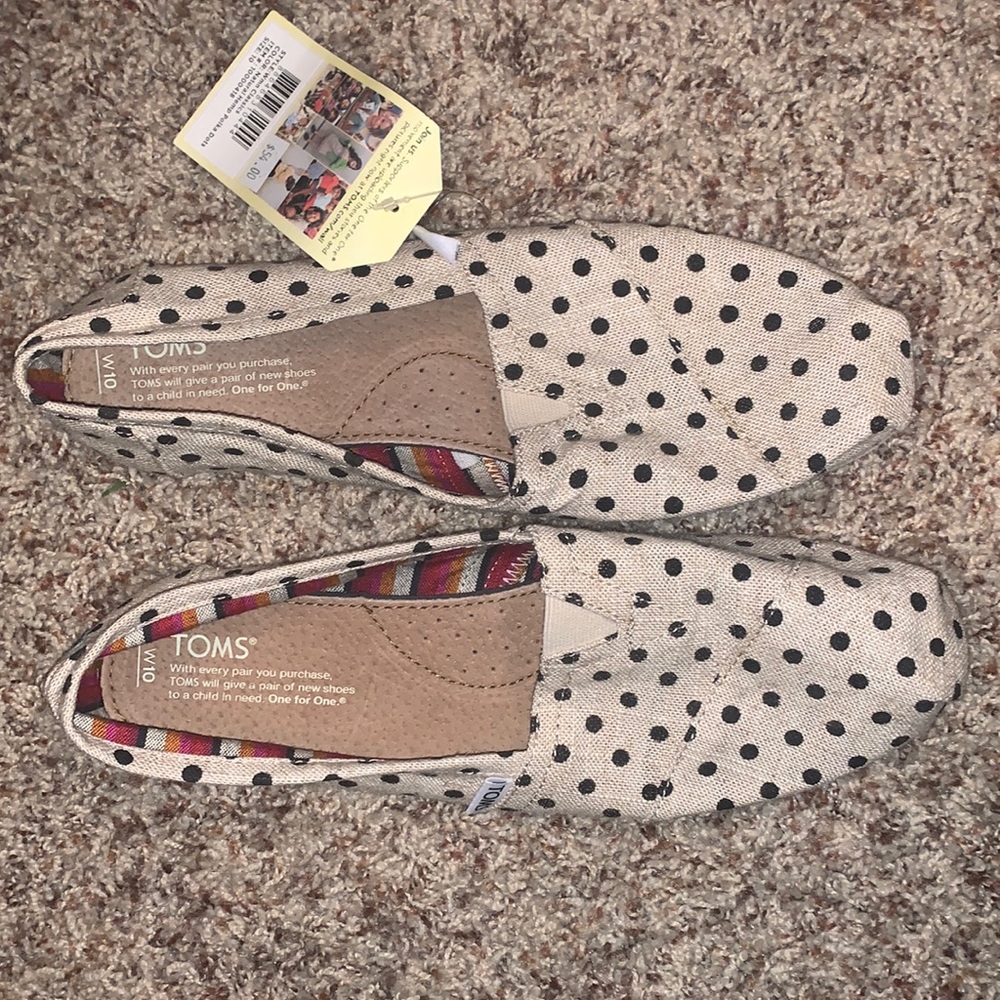Tom’s Slip Ons